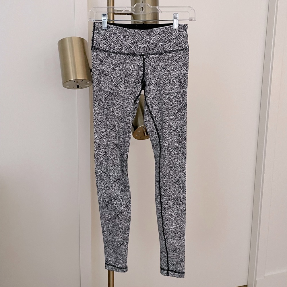 Lulu lemon leggings